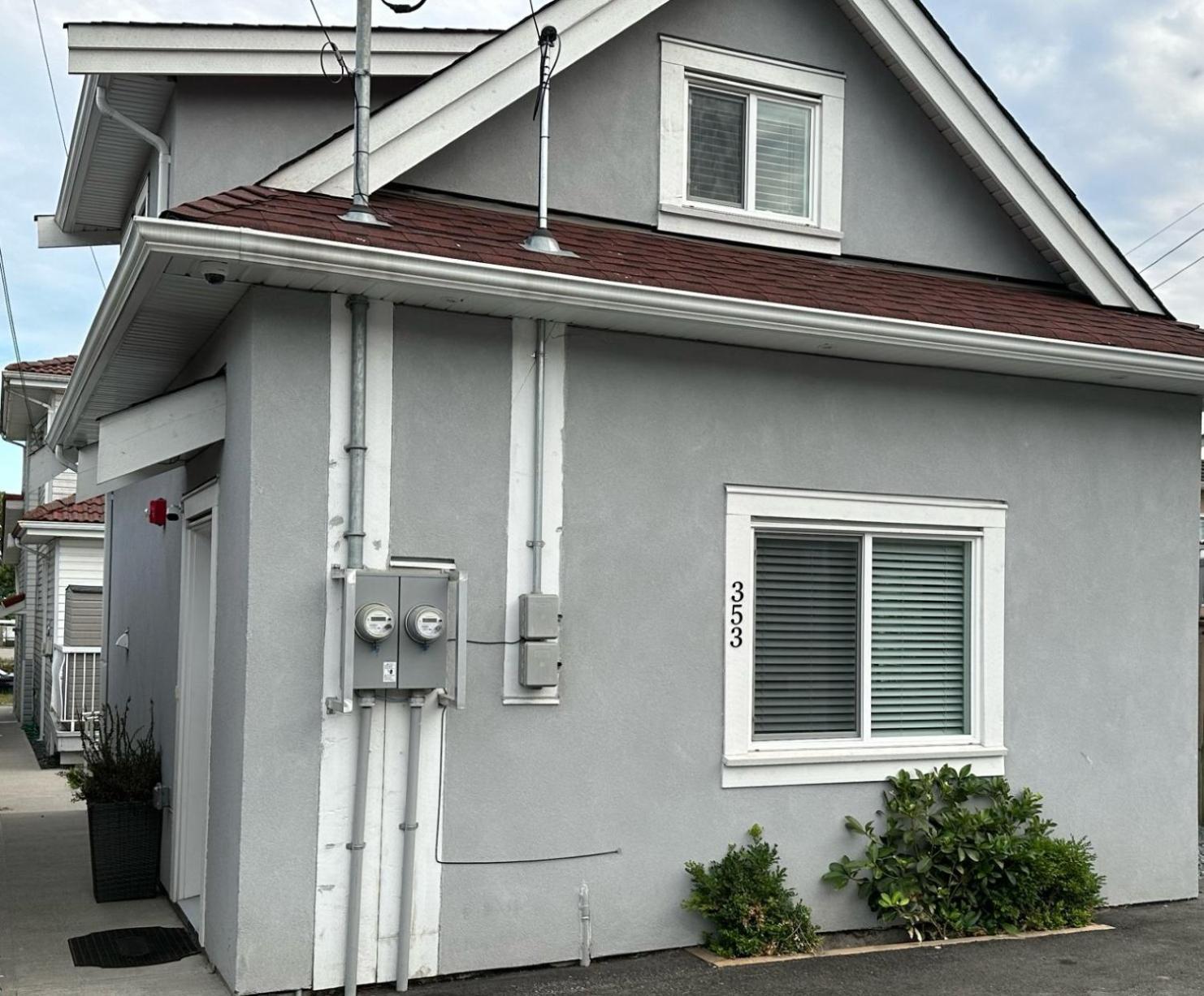 Bright And Cozy Modern Home In Vancouver - Central To Yvr-Downtown - Free Private Parking Exterior foto