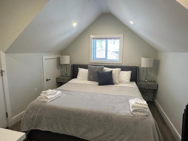Bright And Cozy Modern Home In Vancouver - Central To Yvr-Downtown - Free Private Parking Exterior foto